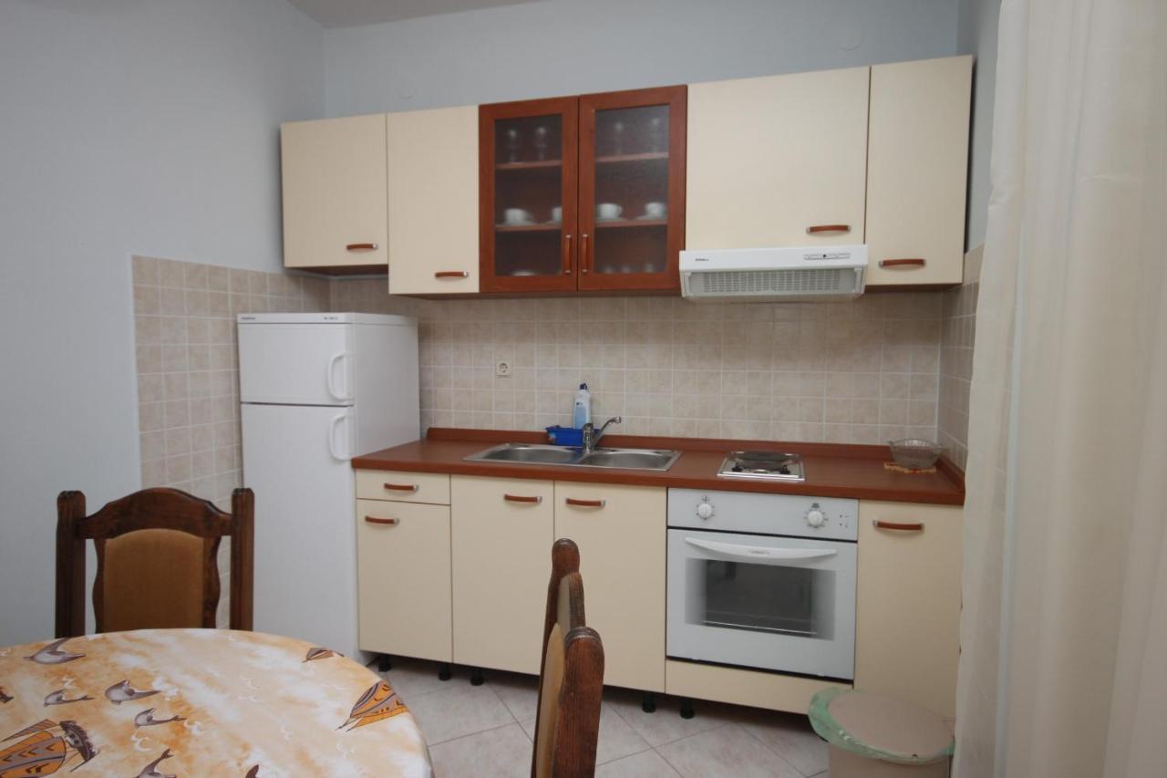 Apartments With A Parking Space Tkon, Pasman - 6216 외부 사진